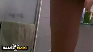 سكس بنت تقظف من طزه و عن شفه