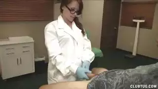 احتفال جنسي قاسي مع قضيب عملاق وقذف ثقيل