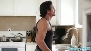 نيك بنت العرق